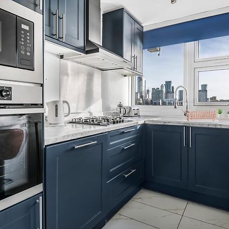 Stunning Massive Bedroom +Direct Thames River View ลอนดอน ภายนอก รูปภาพ