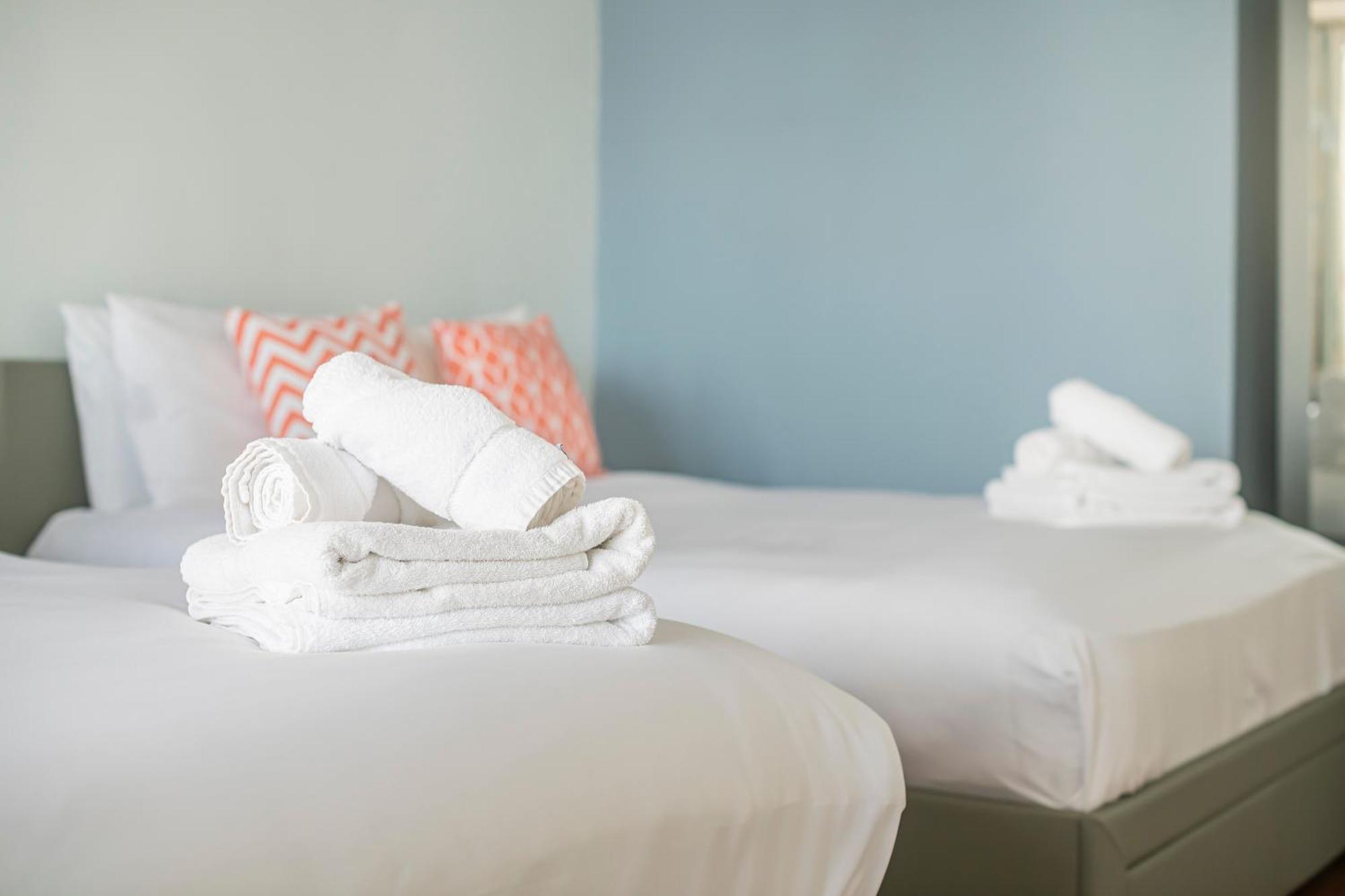 Stunning Massive Bedroom +Direct Thames River View ลอนดอน ภายนอก รูปภาพ